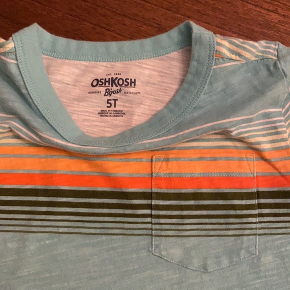 OshKosh pocket t-shirt - Picture 2 of 3